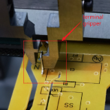 Bulk-terminal-gripper-inserted