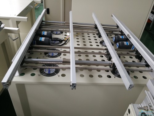 Conveyor-with-cooling-fan-3.jpg