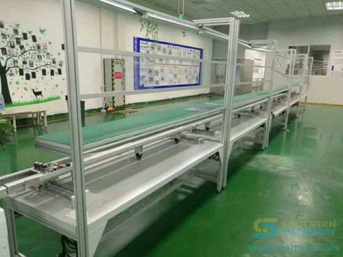 Manual-assembly-conveyor.jpg
