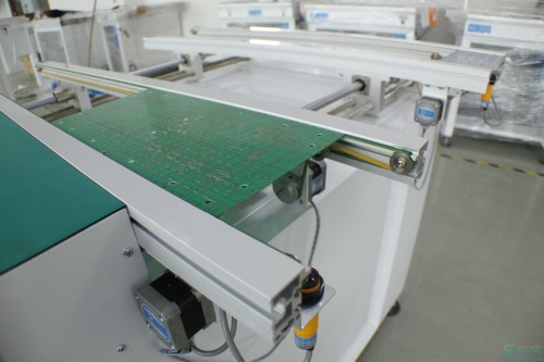 PCB-conveyors-25fdca94e59e02a28.jpg