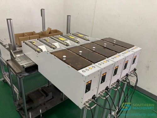 Flexible-bulk-component-Feeder-4.jpg