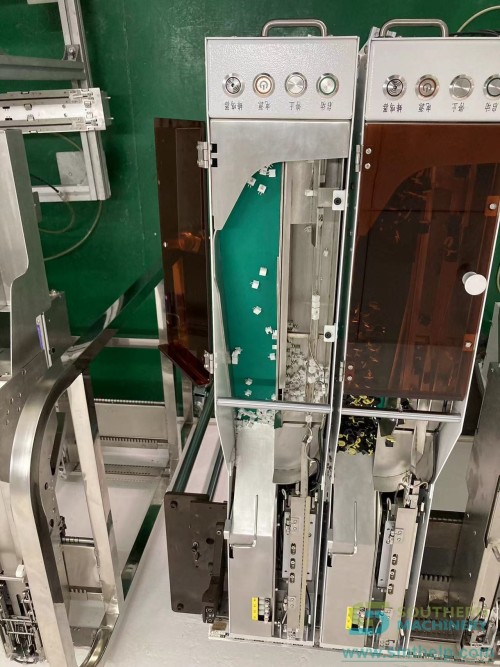 Flexible-bulk-component-Feeder-5.jpg