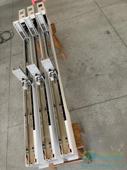 Tube-feeder-13.jpg