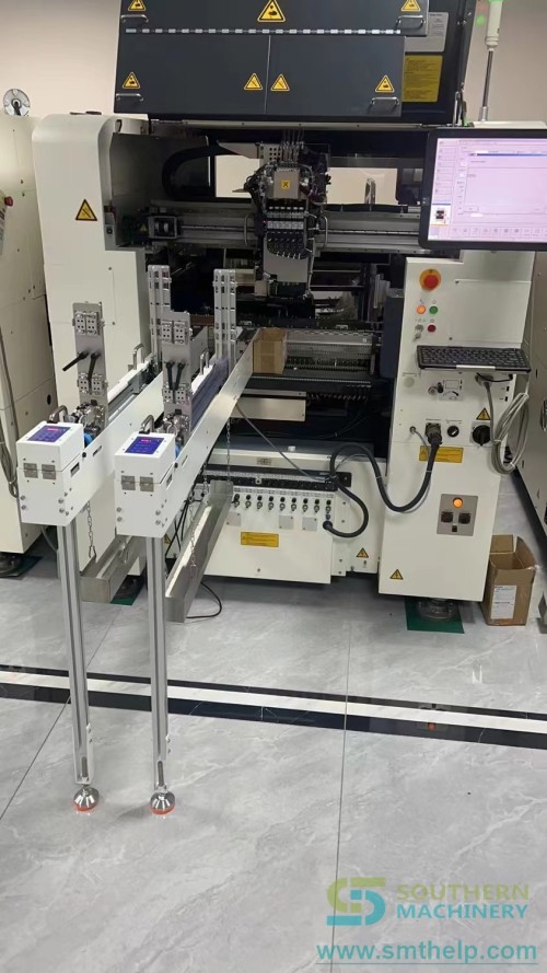 Tube-feeder-4.jpg