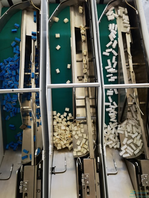 Bulk-THT-feeder--connector-40.jpg