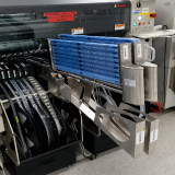 YAMAHA-odd-form-machine-installtube-feeder