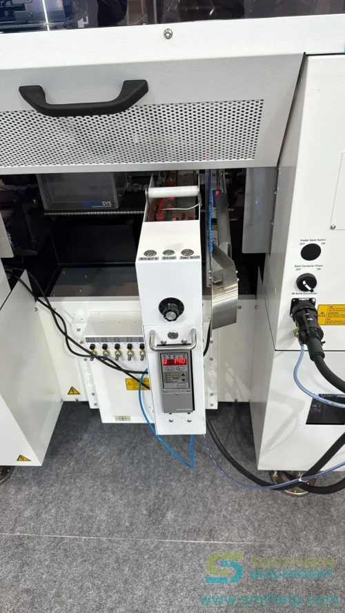 southern-machinery-belt-feeder-mvf-belt-feeder-with-juki-jm-50-0011.webp