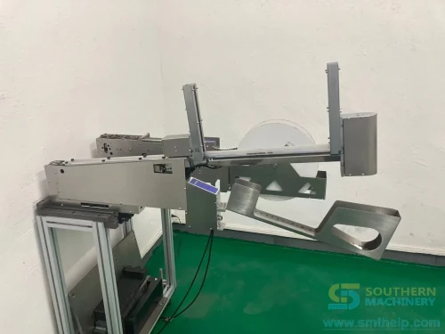 southern-machinery-custom-odd-form-feeder-customized-oddform-tht-feeder-4-0082.webp