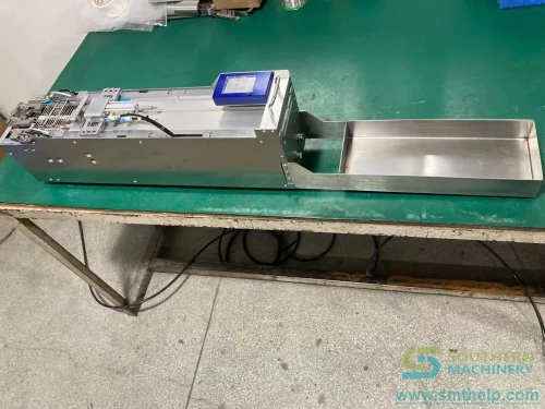 Southern Machinery customized feeder solution for automated SMT/THT component handling and PCB assembly lines. Tags: custom feeder, SMT feeder, THT feeder, PCB assembly automation, odd form feeder, Southern Machinery.