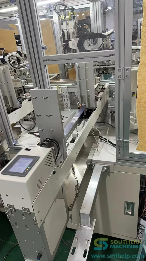 Southern Machinery customized feeder solution for automated SMT/THT component handling and PCB assembly lines. Tags: custom feeder, SMT feeder, THT feeder, PCB assembly automation, odd form feeder, Southern Machinery.