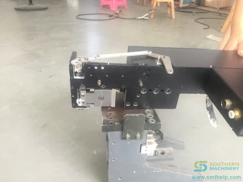 southern-machinery-solder-chip-feeder-img-0918-0031.webp
