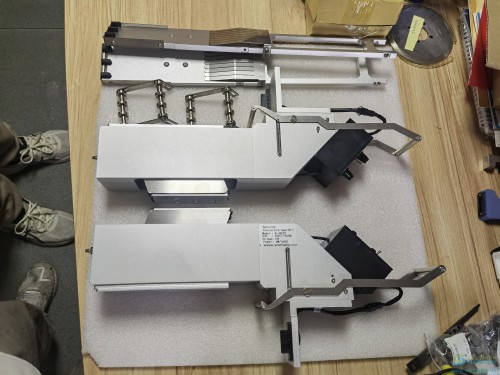 smt-electronics-assembly-03.jpg