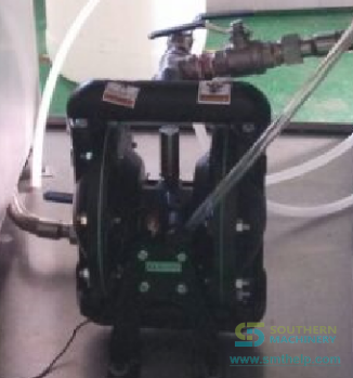 Diaphragm pump circulating cleaning fluid in a PCBA in-line cleaning machine